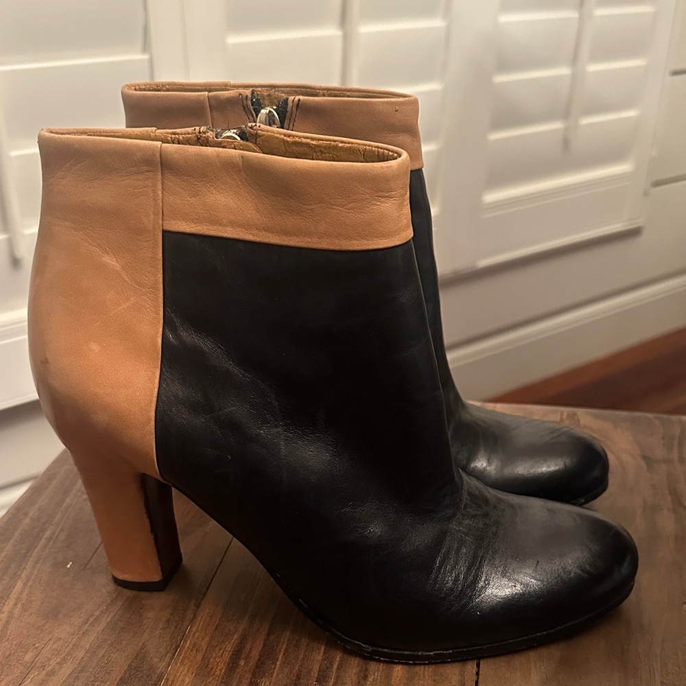 Sam Edelman Black and Tan Heeled Boots